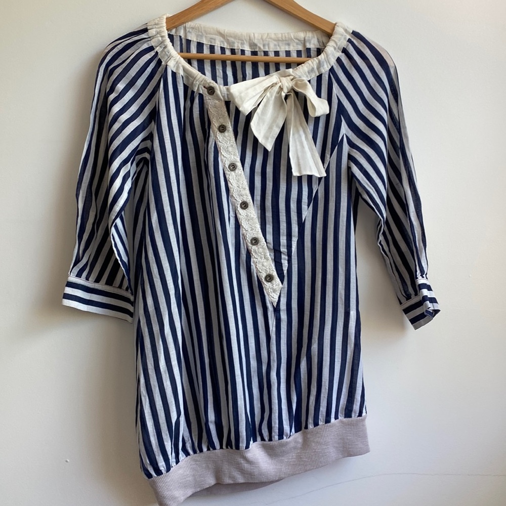 Blouse with Lace Details by BNX